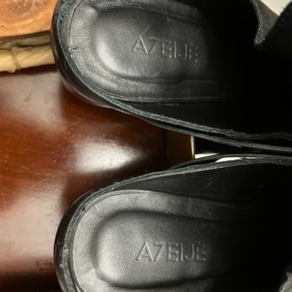 A7EIJE Black Leather Shooties - Picture 2 of 5